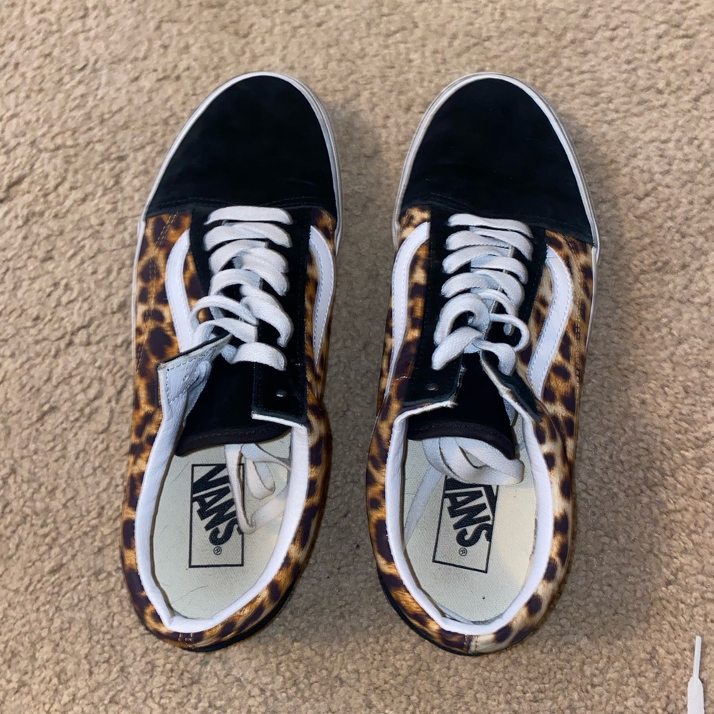 Leopard Vans